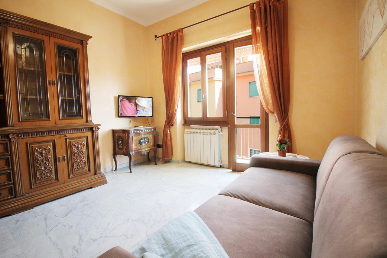 Monteverde Bright Apartment With Garage Рим Екстериор снимка