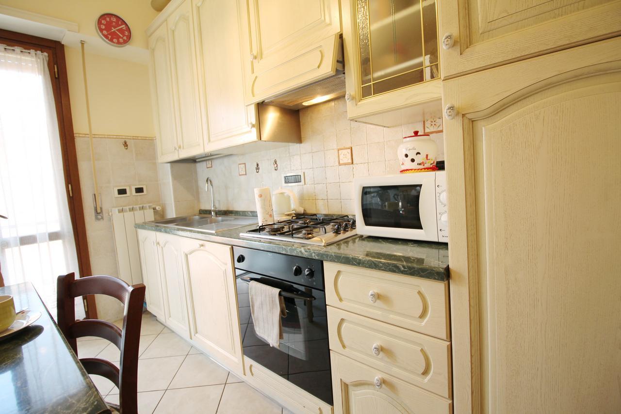 Monteverde Bright Apartment With Garage Рим Екстериор снимка